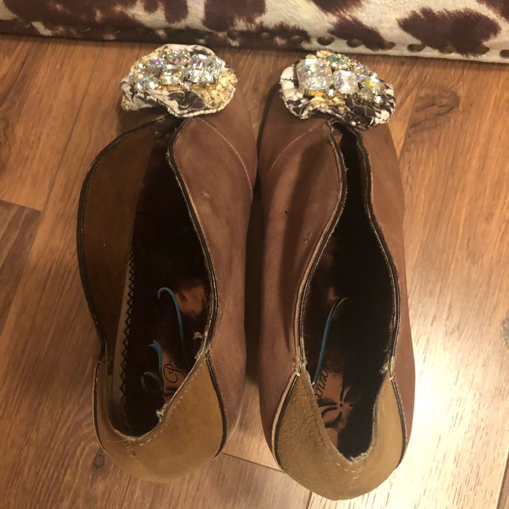 Anthropologie Poetic License Red Alert heels - Picture 4 of 7